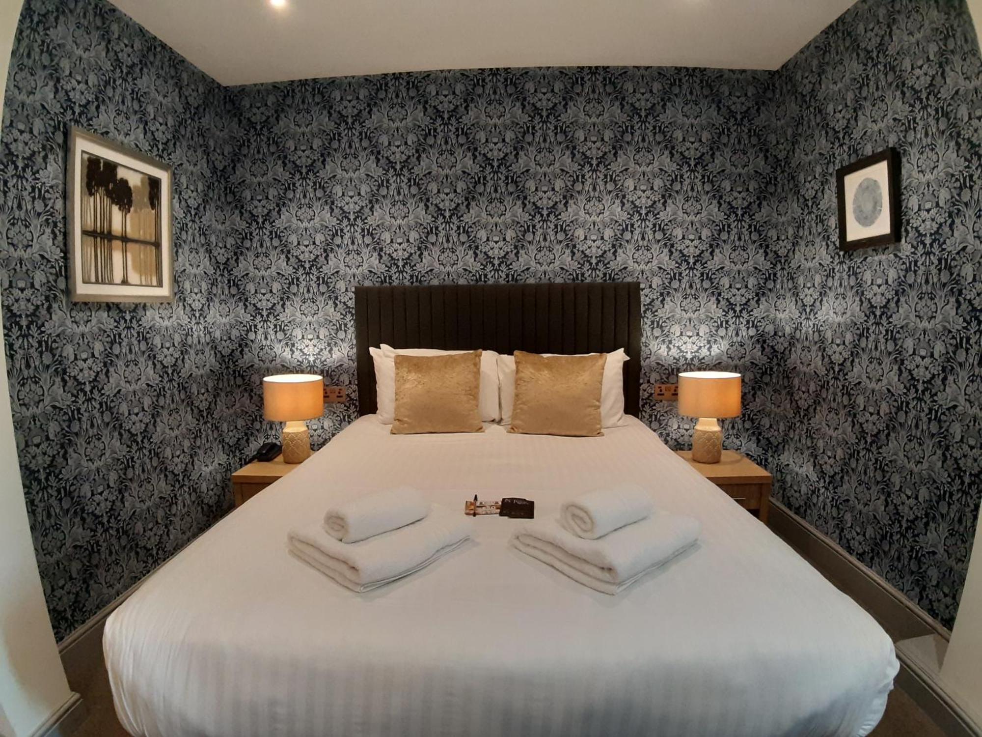 The Angel Inn Hotel Pershore Extérieur photo