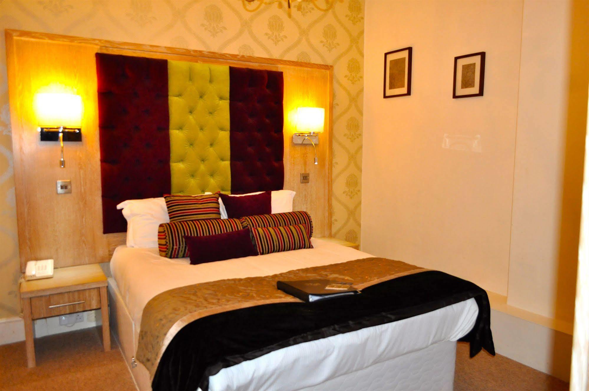The Angel Inn Hotel Pershore Extérieur photo